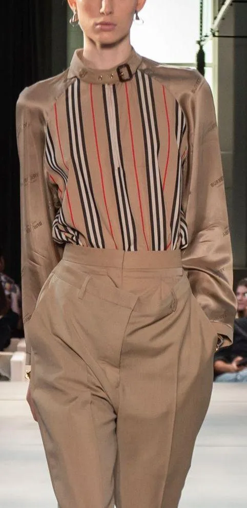 Cut-out Detail Icon Stripe Cotton Blouse