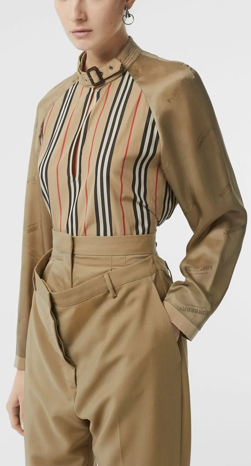 Cut-out Detail Icon Stripe Cotton Blouse
