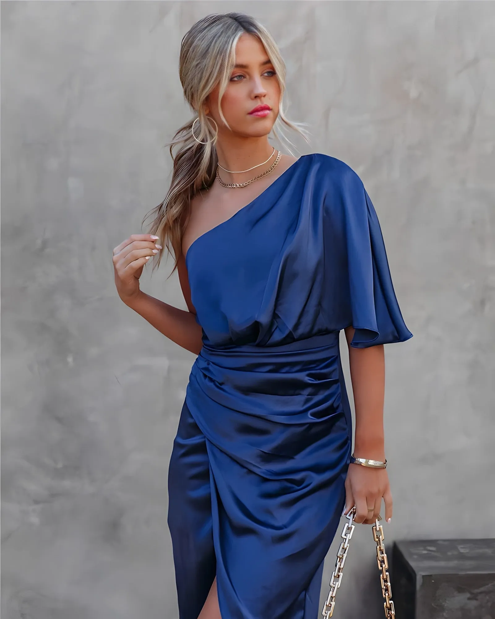 Heidi-Mode | Elegantes Seidenpartykleid