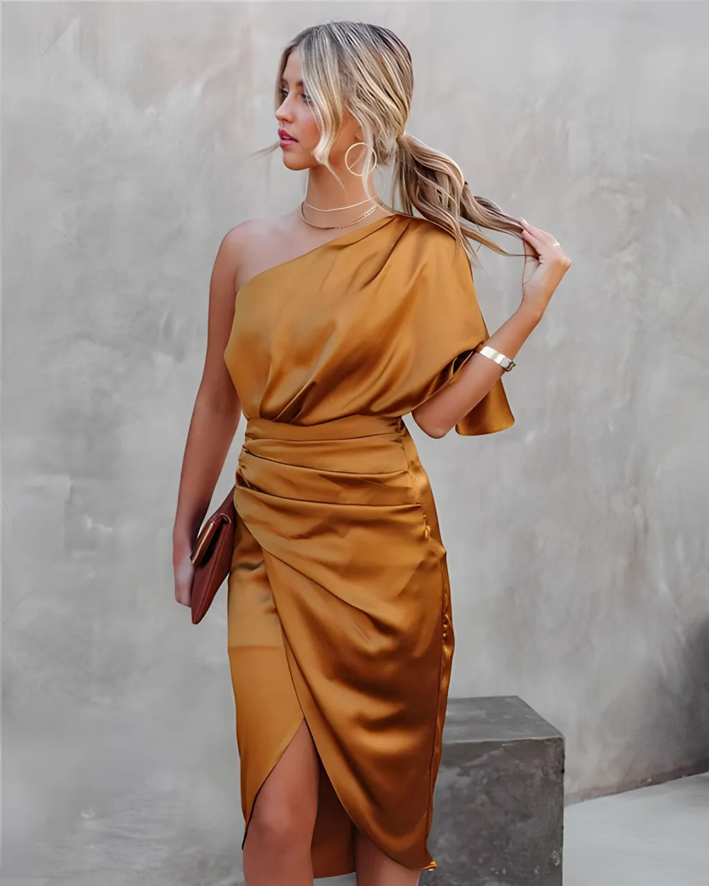 Heidi-Mode | Elegantes Seidenpartykleid