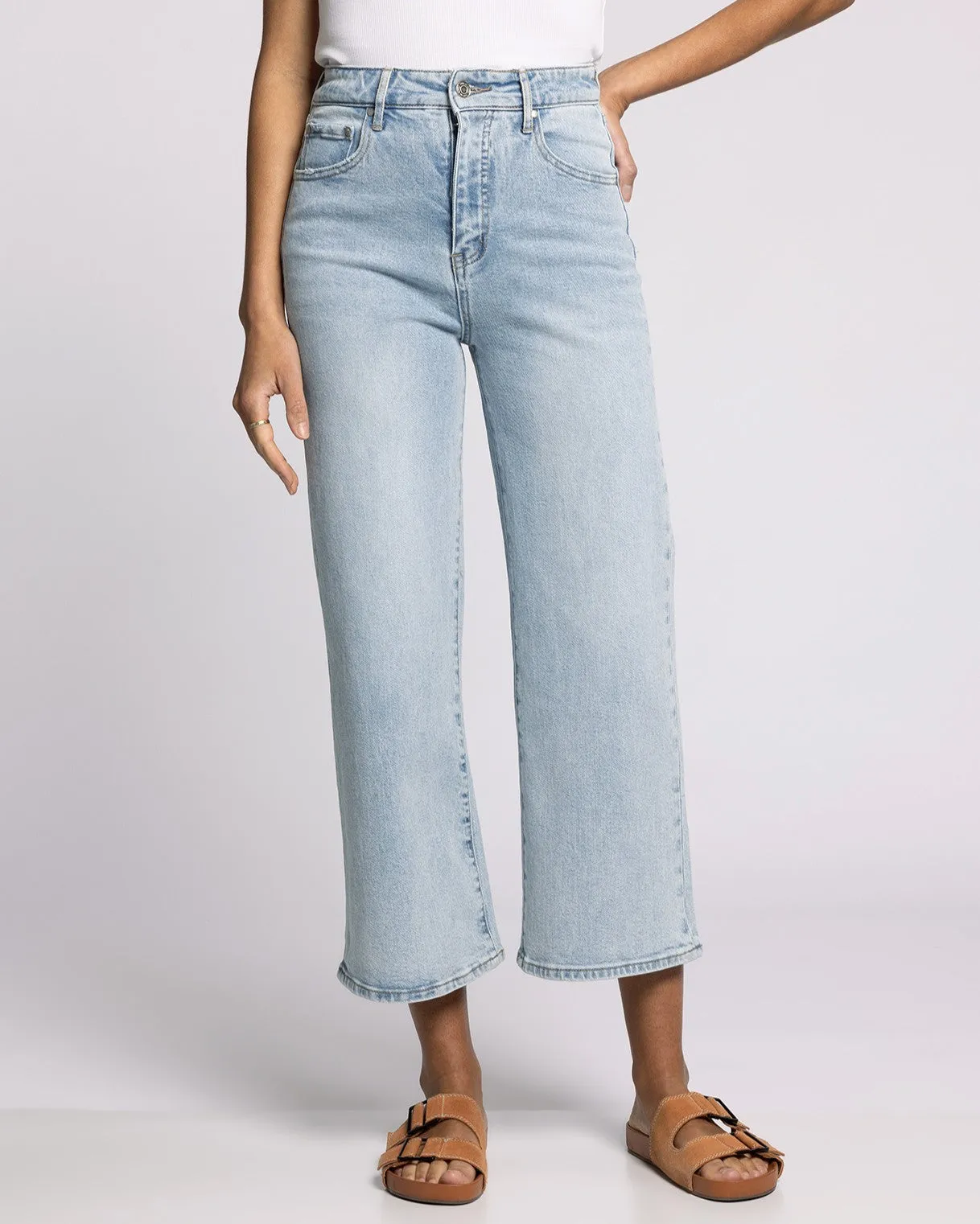 Luca High Rise Wide Leg Jeans - Light Wash