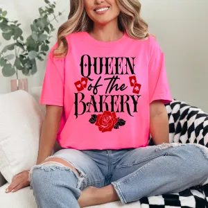 Queen Of The Bakery - T-Shirt