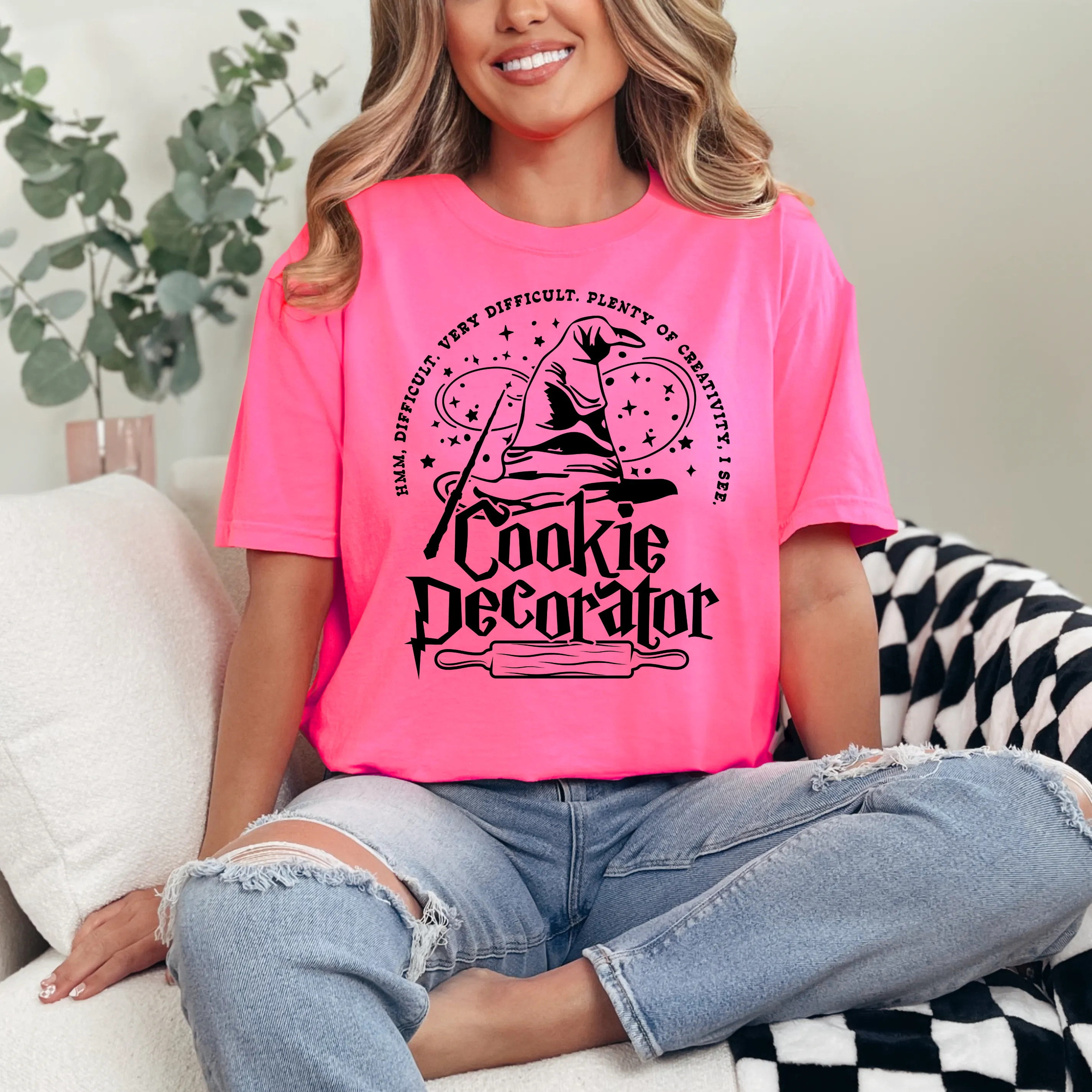 Wizard Hat [Black Design] - T-Shirt