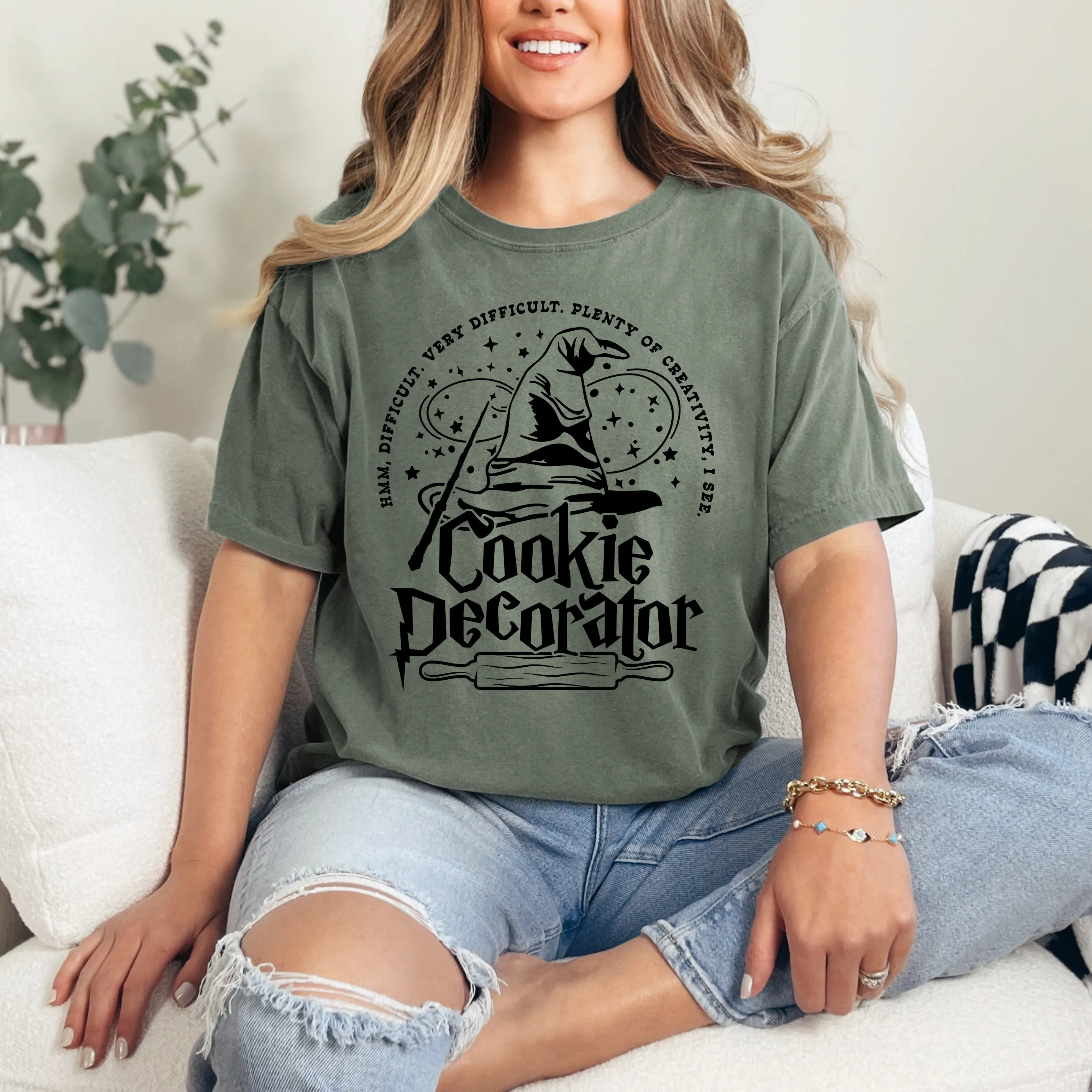 Wizard Hat [Black Design] - T-Shirt
