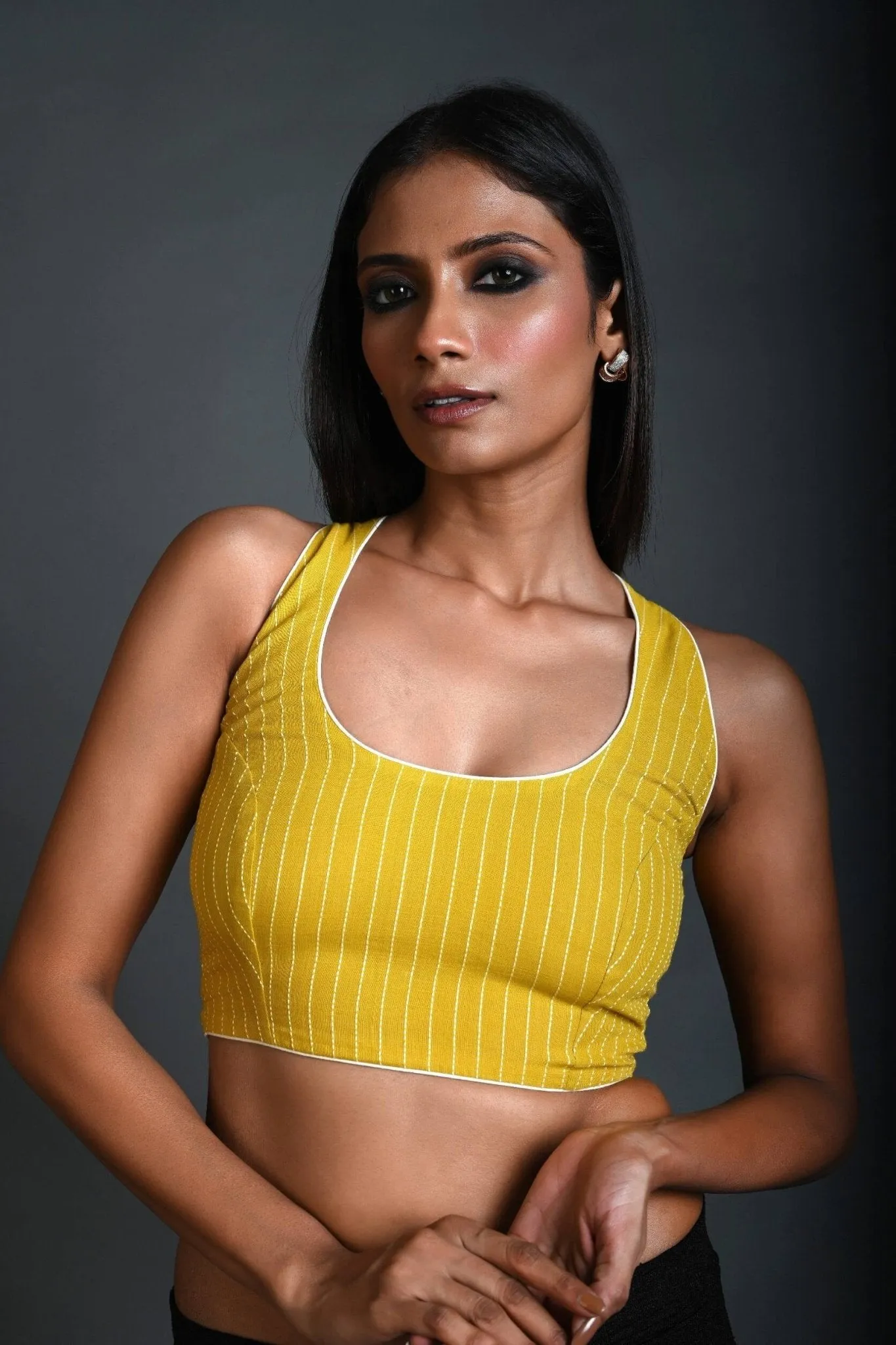 Yellow Sleeveless Blouse in Cotton with Round Neckline